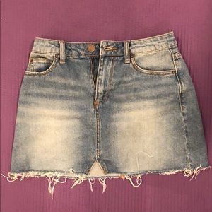 XS - FITS LIKE SMALL - BDG urban outfitters skirt